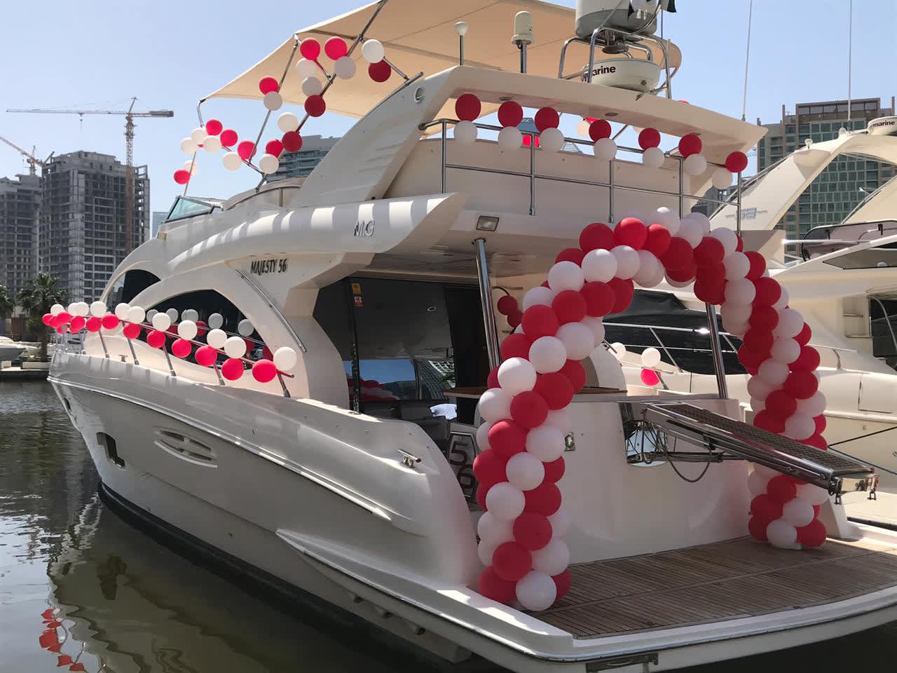 rental yachts for birthday parties in dubai