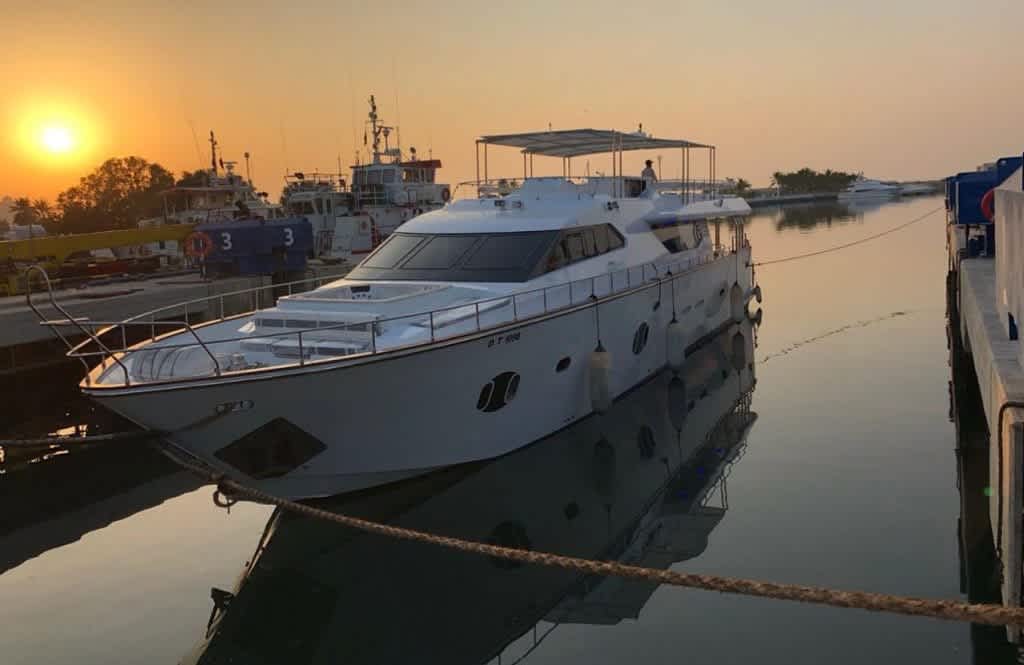 68 luxury yacht rental dubai marina