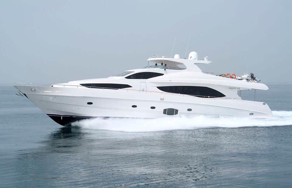 wedding yacht dubai.