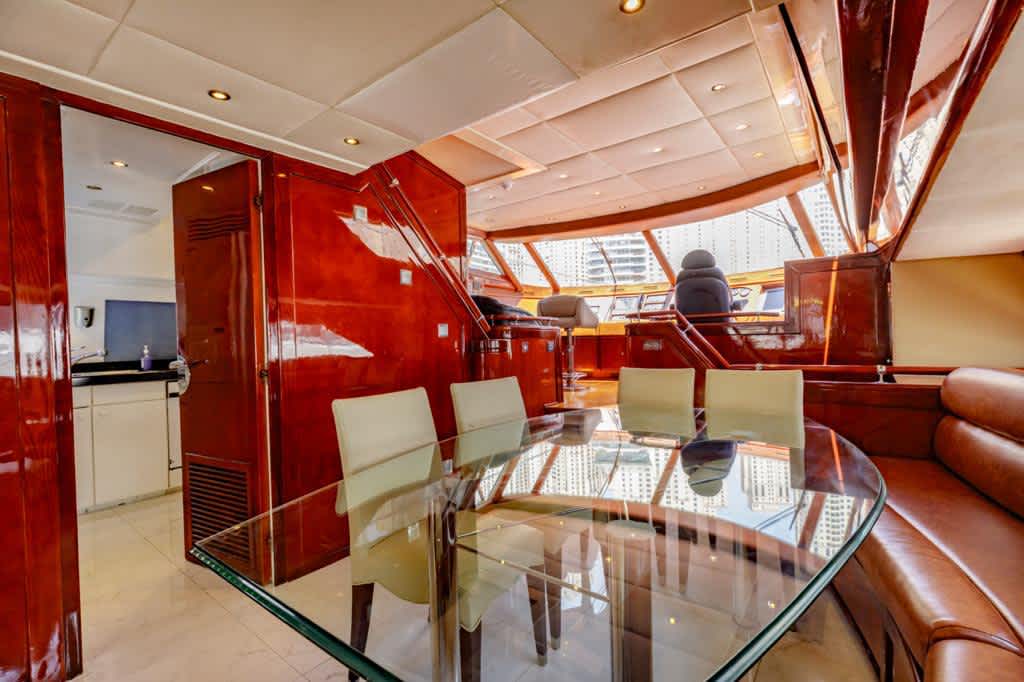 corporate yacht dubai.