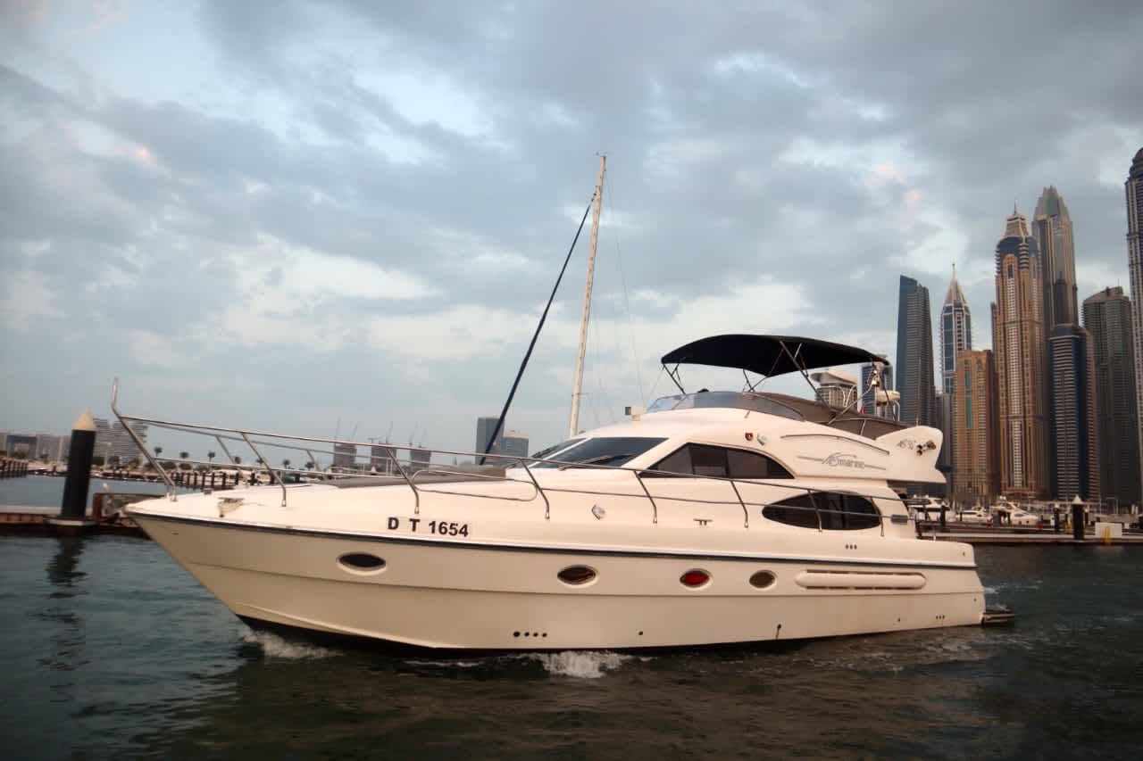 yacht rental 50 guests