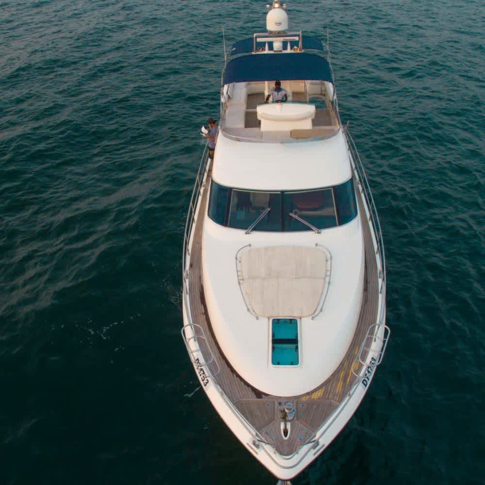 yacht rental dubai marina