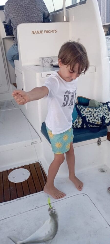 fishing trips dubai june 2025