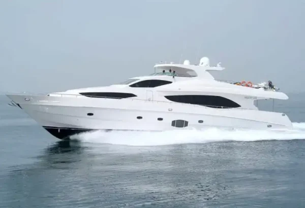 101-Feet Majesty Yacht or Boat Rental Dubai