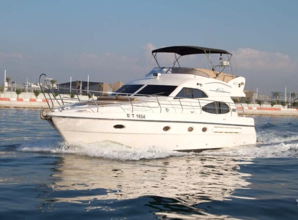 50 feet yacht rental in Dubai Marina