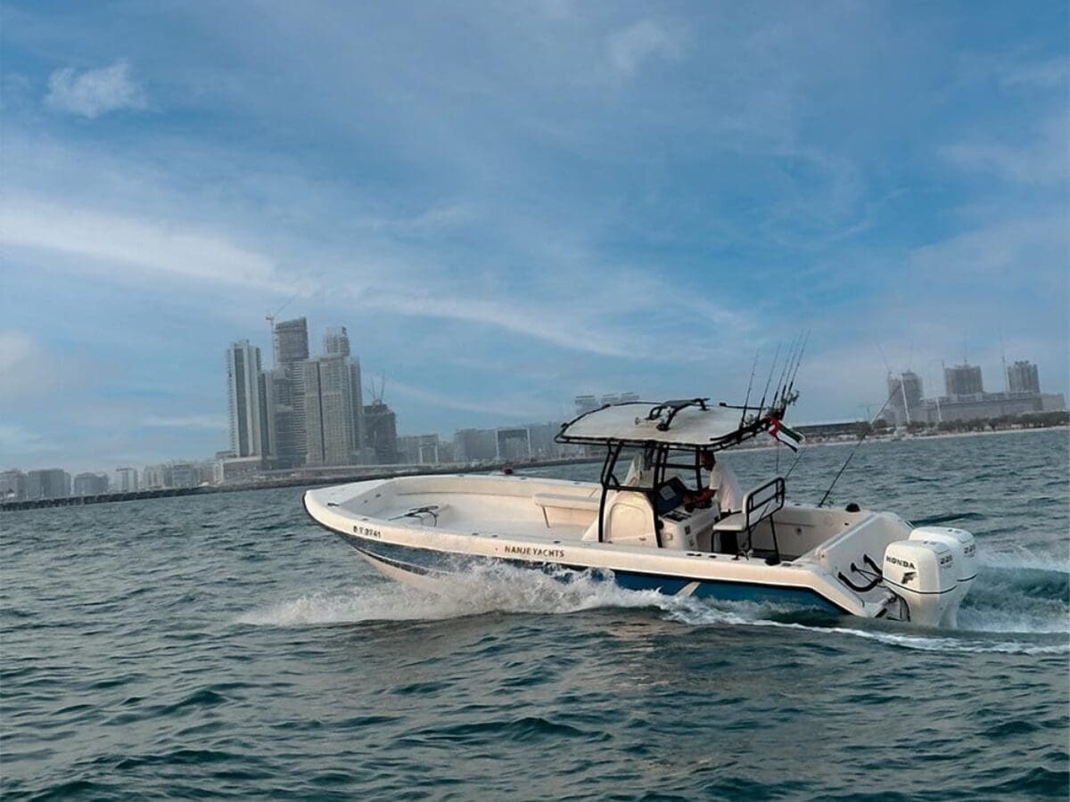 Boat Rental in Dubai Marina Boat Rental in Dubai Marina for fishing