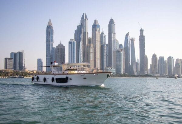 75 feet yacht rental Dubai