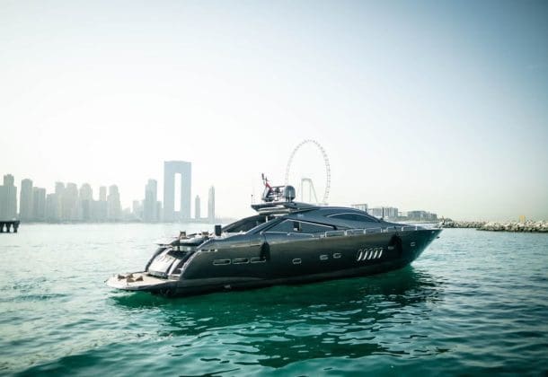 95-Feet Charter Yacht/Baot Rental Dubai